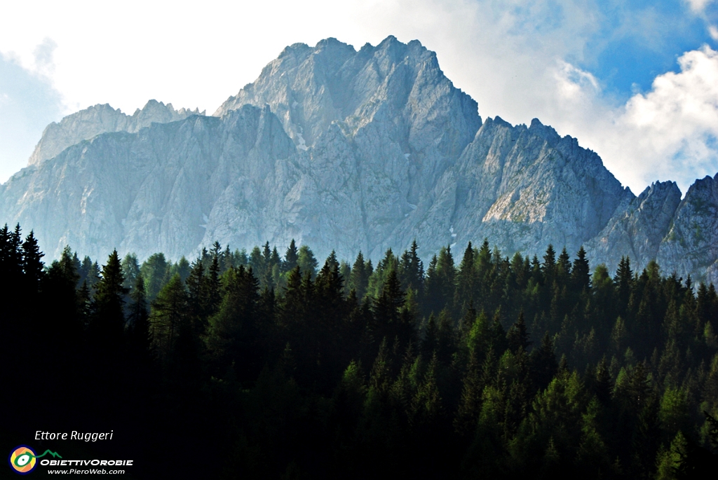 3 - ... verso il  Pizzo Camino.JPG